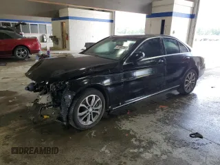 2016 Mercedes-Benz C 300 z VIN 55SWF4JB7GU109579, wystawiony jako Copart lot #55515475 z przebiegiem 103 935 mil mil oraz Czysty tytuł • Clean title. Historia ofert i sprzedaży dostępna na DreamBid. Obrazek 1.
