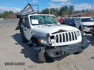 2021 Jeep Wrangler Unlimited Sport S z VIN 1C4HJXDG2MW705126, wystawiony jako IAAI lot #42048244 z przebiegiem 34 317 mil mil oraz . Historia ofert i sprzedaży dostępna na DreamBid. Obrazek 1.