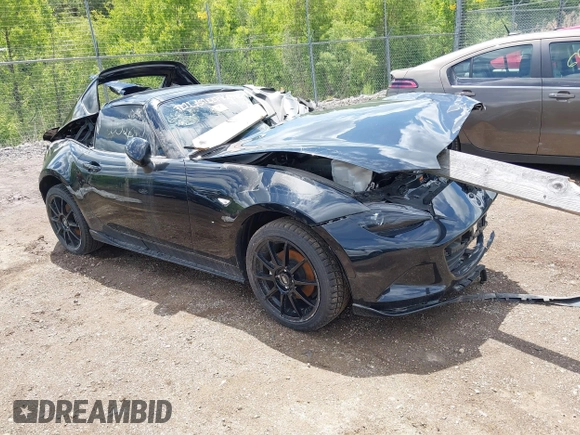 2024 Mazda MX-5 Miata Grand Touring z VIN JM1NDAM72R0607960, wystawiony jako IAAI lot #42380377 z przebiegiem Nie podano mil oraz . Historia ofert i sprzedaży dostępna na DreamBid. Obrazek 1.