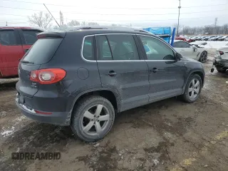 2010 Volkswagen Tiguan SEL with VIN WVGBV7AX9AW515233, listed as a Copart auction lot 45520355 with 140,946 mi miles and Clean Title. Bid and sale history available at DreamBid. Image 3.