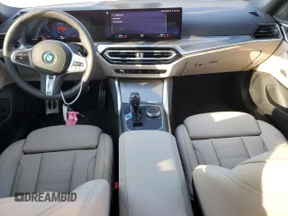 2023 BMW i4 eDrive40 z VIN WBY73AW07PFP07184, wystawiony jako Copart lot #42594723 z przebiegiem 1547 mil mil oraz . Historia ofert i sprzedaży dostępna na DreamBid. Obrazek 8.