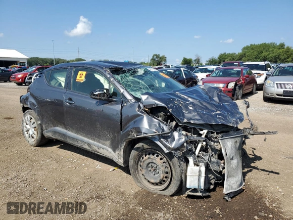 2019 Toyota C-HR XLE with VIN JTNKHMBX7K1035257, listed as a Copart auction lot 68120354 with Not Provided miles and Salvage Title. Bid and sale history available at DreamBid. Image 4.
