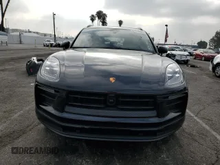 2023 Porsche Macan z VIN WP1AA2A50PLB16555, wystawiony jako Copart lot #60317825 z przebiegiem 17 755 mil mil oraz Szkoda całkowita • Salvage title. Historia ofert i sprzedaży dostępna na DreamBid. Obrazek 5.