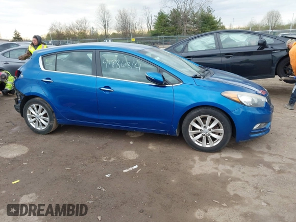 2015 Kia Forte 5-Door EX with VIN KNAFX5A85F5304442, listed as a IAAI auction lot 41886814 with 111,564 mi miles. Bid and sale history available at carsss.com. Image 14.