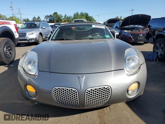2006 Pontiac Solstice z VIN 1G2MB33BX6Y103970, wystawiony jako Copart lot #69794974 z przebiegiem 146 881 mil mil oraz Szkoda całkowita • Salvage title. Historia ofert i sprzedaży dostępna na DreamBid. Obrazek 5.