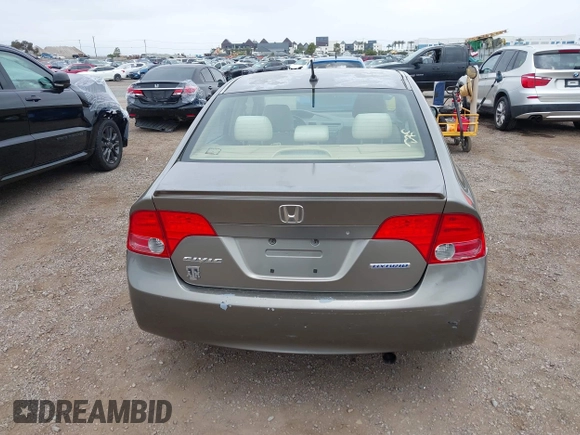 2006 Honda Civic z VIN JHMFA36286S006836, wystawiony jako IAAI lot #42324244 z przebiegiem 217 417 mil mil oraz . Historia ofert i sprzedaży dostępna na DreamBid. Obrazek 16.