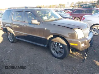 2006 Mercury Mountaineer Luxury with VIN 4M2EU47E46UJ22519, listed as a IAAI auction lot 41766174 with 999,999 mi miles. Bid and sale history available at carsss.com. Image 6.