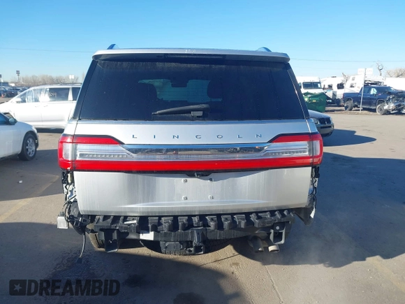 2018 Lincoln Navigator с VIN 5LMJJ2NT2JEL07666, выставлен на аукционе IAAI как лот 41667467 с пробегом 92 192 миль миль и . История ставок и продаж доступна на DreamBid. Изображение 16.