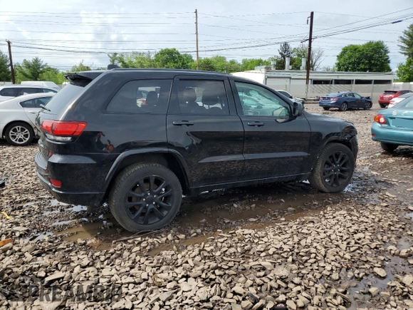 2017 Jeep Grand Cherokee Altitude z VIN 1C4RJFAG4HC863011, wystawiony jako Copart lot #55842965 z przebiegiem Nie podano mil oraz Szkody całkowita. Historia ofert i sprzedaży dostępna na DreamBid. Obrazek 3.