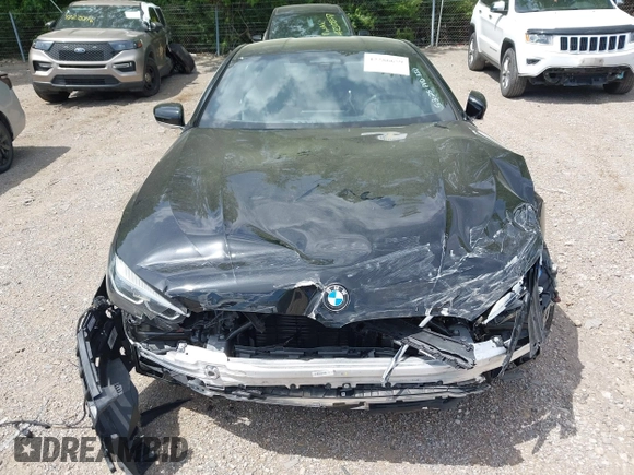 2019 BMW 8 Series M850i xDrive with VIN WBABC4C59KBU96788, listed as a IAAI auction lot 42286659 with 26,913 mi miles and . Bid and sale history available at DreamBid. Image 12.