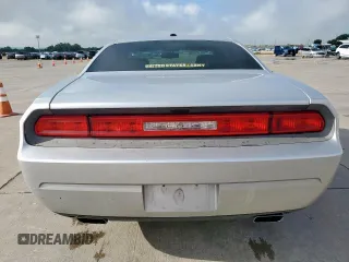 2012 Dodge Challenger SXT Plus z VIN 2C3CDYAGXCH124857, wystawiony jako Copart lot #58558045 z przebiegiem 188 345 mil mil oraz Czysty tytuł • Clean title. Historia ofert i sprzedaży dostępna na DreamBid. Obrazek 6.