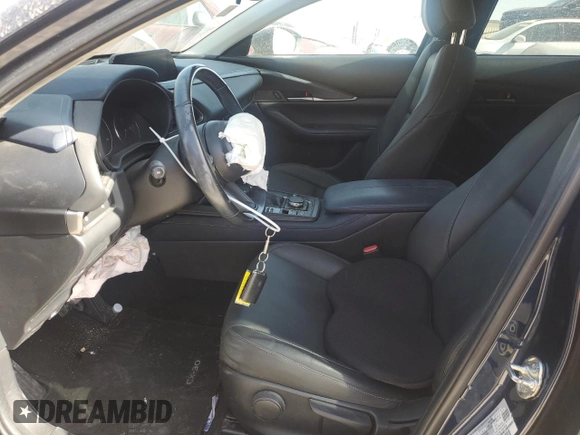 2020 Mazda CX-30 Select with VIN 3MVDMBCL7LM121406, listed as a Copart auction lot 49646315 with 28,101 mi miles and Salvage Title. Bid and sale history available at DreamBid. Image 7.