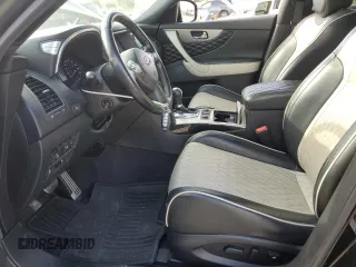 2017 Infiniti QX70 z VIN JN8CS1MW7HM411691, wystawiony jako Copart lot #54204065 z przebiegiem 105 885 mil mil oraz Szkoda całkowita • Salvage title. Historia ofert i sprzedaży dostępna na DreamBid. Obrazek 7.