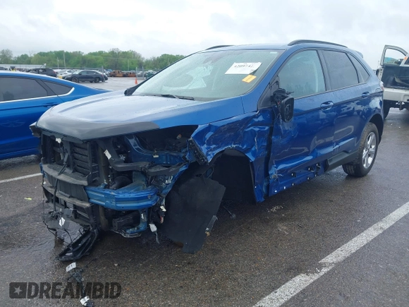2024 Ford Edge SE z VIN 2FMPK4G93RBA72662, wystawiony jako IAAI lot #42097425 z przebiegiem 7 234 mil mil oraz . Historia ofert i sprzedaży dostępna na DreamBid. Obrazek 2.