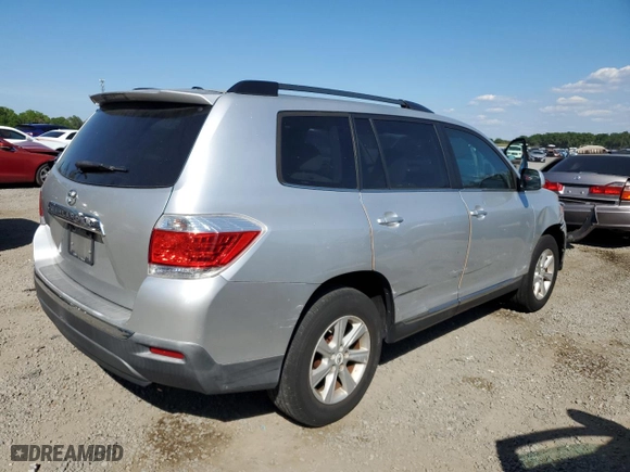 2011 Toyota Highlander with VIN 5TDZA3EH5BS010561, listed as a Copart auction lot 50396555 with 190,425 mi miles and Salvage Title. Bid and sale history available at carsss.com. Image 3.
