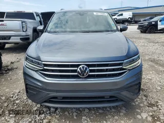 2022 Volkswagen Tiguan SE z VIN 3VV3B7AX6NM138384, wystawiony jako Copart lot #56172065 z przebiegiem 45 074 mil mil oraz Szkoda całkowita • Salvage title. Historia ofert i sprzedaży dostępna na DreamBid. Obrazek 5.