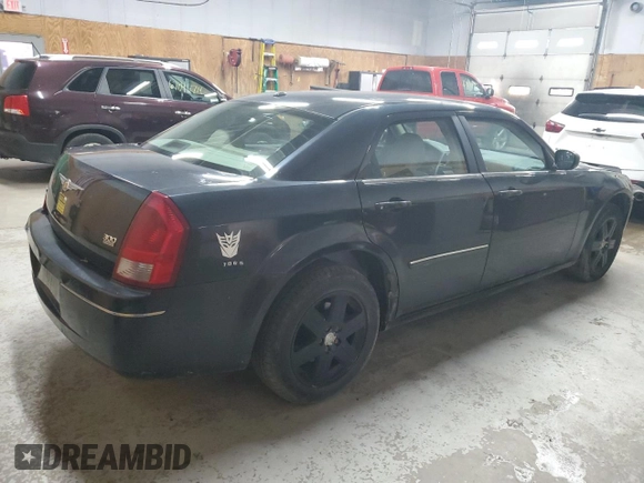 2007 Chrysler 300 Limited with VIN 2C3KK53G97H868047, listed as a Copart auction lot 68005104 with 151,784 mi miles and Clean Title. Bid and sale history available at carsss.com. Image 3.