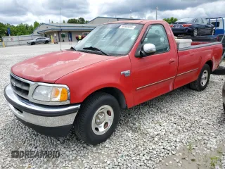 1998 Ford F-150 z VIN 1FTZF17W1WKC26745, wystawiony jako Copart lot #56580095 z przebiegiem 141 735 mil mil oraz Czysty tytuł • Clean title. Historia ofert i sprzedaży dostępna na DreamBid. Obrazek 1.