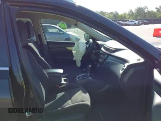 2016 Nissan Rogue SL z VIN KNMAT2MT7GP666625, wystawiony jako IAAI lot #42311139 z przebiegiem 124 783 mil mil oraz . Historia ofert i sprzedaży dostępna na DreamBid. Obrazek 5.