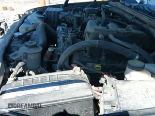 2006 Ford Explorer XLT с VIN 1FMEU73E36UB69694, выставлен на аукционе IAAI как лот 43161474 с пробегом 201 940 миль миль и . История ставок и продаж доступна на DreamBid. Изображение 20.