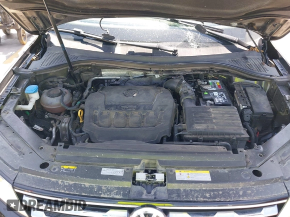2021 Volkswagen Tiguan S with VIN 3VV1B7AX9MM067347, listed as a IAAI auction lot 42305101 with 77,042 mi miles and . Bid and sale history available at DreamBid. Image 10.