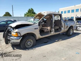 1999 Ford Super Duty F-250 XL with VIN 1FTNW21S8XEE34633, listed as a Copart auction lot 69438264 with 233,135 mi miles and Non Repairable. Bid and sale history available at carsss.com. Image 1.