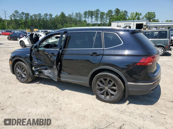 2022 Volkswagen Tiguan SE z VIN 3VV3B7AX8NM094906, wystawiony jako Copart lot #54234485 z przebiegiem 27 030 mil mil oraz Szkoda całkowita • Salvage title. Historia ofert i sprzedaży dostępna na DreamBid. Obrazek 2.