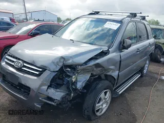 2008 Kia Sportage LX z VIN KNDJF724487496001, wystawiony jako IAAI lot #42147612 z przebiegiem 155 472 mil mil oraz . Historia ofert i sprzedaży dostępna na DreamBid. Obrazek 6.