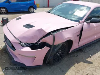 2020 Ford Mustang GT z VIN 1FA6P8CF5L5167150, wystawiony jako IAAI lot #42532222 z przebiegiem 72 292 mil mil oraz . Historia ofert i sprzedaży dostępna na DreamBid. Obrazek 6.