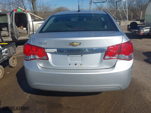 2014 Chevrolet Cruze LS with VIN 1G1PA5SH0E7102286, listed as a IAAI auction lot 41791509 with 171,027 mi miles. Bid and sale history available at carsss.com. Image 16.