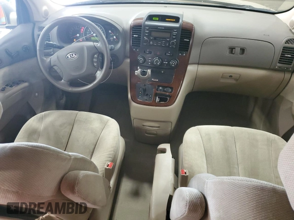 2006 Kia Sedona LX with VIN KNDMB233666082464, listed as a Copart auction lot 69070644 with 244,445 mi miles and Salvage Title. Bid and sale history available at carsss.com. Image 8.