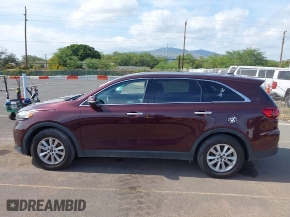 2019 Kia Sorento LX z VIN 5XYPG4A58KG565461, wystawiony jako IAAI lot #42099618 z przebiegiem 42 574 mil mil oraz . Historia ofert i sprzedaży dostępna na DreamBid. Obrazek 14.