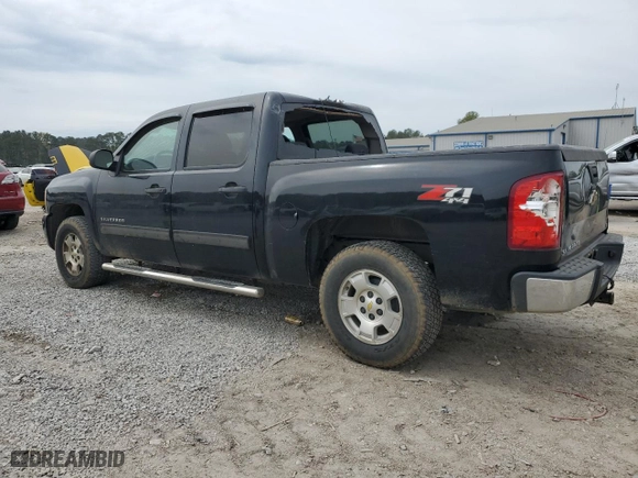 2011 Chevrolet Silverado 1500 LT with VIN 3GCPKSE33BG376911, listed as a Copart auction lot 50268735 with 213,113 mi miles and Salvage Title. Bid and sale history available at carsss.com. Image 2.