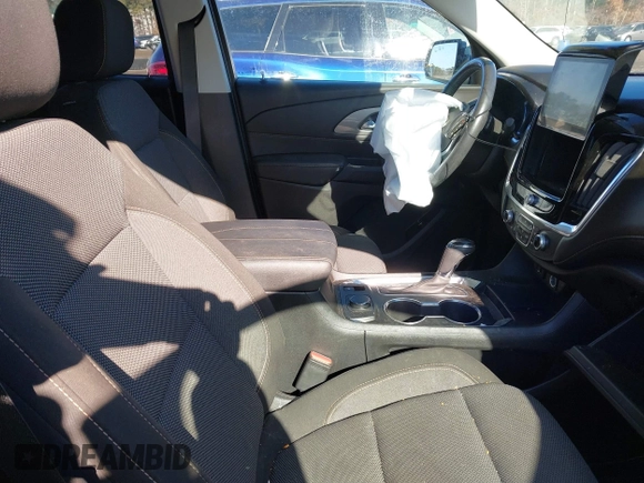 2020 Chevrolet Traverse LT Cloth z VIN 1GNEVGKWXLJ180403, wystawiony jako IAAI lot #41418095 z przebiegiem 31 848 mil mil oraz . Historia ofert i sprzedaży dostępna na DreamBid. Obrazek 5.