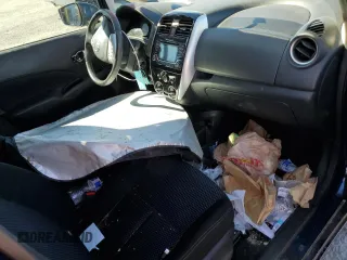 2017 Nissan Note SV with VIN 3N1CE2CP9HL365989, listed as a Copart auction lot 50433005 with Not Provided miles and Salvage Title. Bid and sale history available at DreamBid. Image 8.