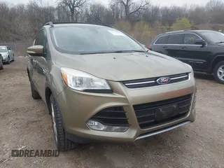 2013 Ford Escape SEL with VIN 1FMCU0HX9DUC77808, listed as a IAAI auction lot 41967998 with 71,196 mi miles. Bid and sale history available at carsss.com. Image 1.