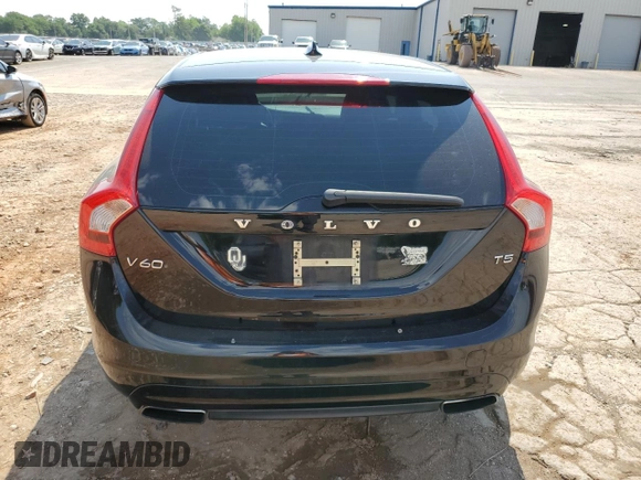 2015 Volvo V60 z VIN YV140MEA2F1209442, wystawiony jako Copart lot #54936914 z przebiegiem Nie podano mil oraz Szkoda całkowita • Salvage title. Historia ofert i sprzedaży dostępna na DreamBid. Obrazek 6.