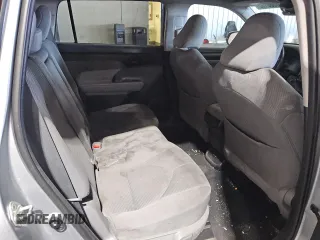 2020 Toyota Highlander L z VIN 5TDCZRAH9LS017585, wystawiony jako Copart lot #46586135 z przebiegiem Nie podano mil oraz Czysty tytuł • Clean title. Historia ofert i sprzedaży dostępna na DreamBid. Obrazek 11.