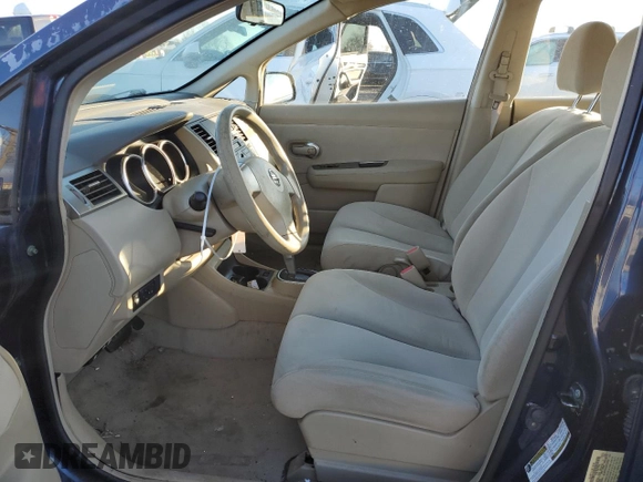2007 Nissan Versa 1.8 S with VIN 3N1BC13E47L368792, listed as a Copart auction lot 43704395 with 37,572 mi miles and Salvage Title. Bid and sale history available at carsss.com. Image 7.