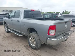 2024 Ram 2500 Big Horn with VIN 3C6UR5DJ5RG336430, listed as a IAAI auction lot 41939215 with 23,394 mi miles. Bid and sale history available at carsss.com. Image 3.