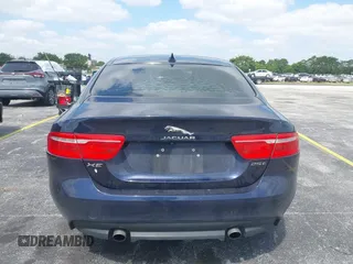 2019 Jaguar XE 25t Premium with VIN SAJAD4FX4KCP47267, listed as a IAAI auction lot 42113311 with 63,914 mi miles. Bid and sale history available at carsss.com. Image 16.