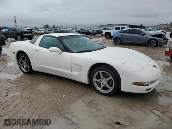 2002 Chevrolet Corvette with VIN 1G1YY22G625116965, listed as a Copart auction lot 44992355 with 136,446 mi miles and Salvage Title. Bid and sale history available at carsss.com. Image 4.