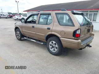 2000 Isuzu Rodeo S with VIN 4S2CK58W3Y4316966, listed as a IAAI auction lot 42003598 with 106,187 mi miles and . Bid and sale history available at carsss.com. Image 3.