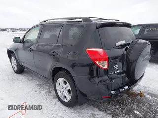 2007 Toyota RAV4 with VIN JTMBD33V276052548, listed as a IAAI auction lot 41355419 with 181,165 mi miles. Bid and sale history available at carsss.com. Image 3.