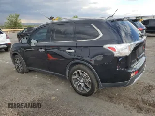 2015 Mitsubishi Outlander GT with VIN JA4JZ4AX9FZ014362, listed as a Copart auction lot 65437235 with 164,605 mi miles and Clean title. Bid and sale history available at DreamBid. Image 2.
