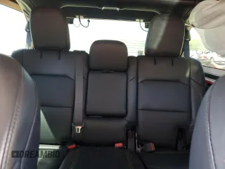 2024 Jeep Wrangler Sahara z VIN 1C4PJXEG6RW266773, wystawiony jako Copart lot #53257415 z przebiegiem 9 655 mil mil oraz Szkoda całkowita • Salvage title. Historia ofert i sprzedaży dostępna na DreamBid. Obrazek 10.