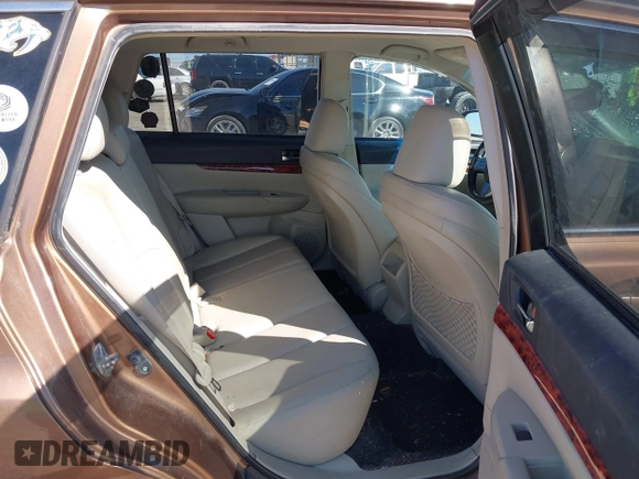 2011 Subaru Outback 3.6R Limited with VIN 4S4BRDJCXB2323005, listed as a IAAI auction lot 41774319 with 143,325 mi miles. Bid and sale history available at carsss.com. Image 8.