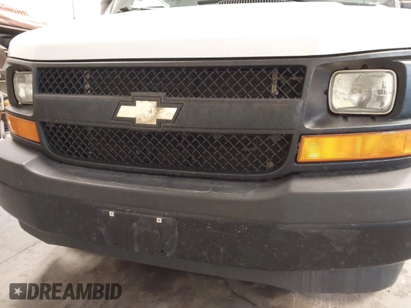 2017 Chevrolet Express Cargo Van with VIN 1GCWGBFF3H1186362, listed as a IAAI auction lot 41943220 with 163,229 mi miles. Bid and sale history available at carsss.com. Image 6.
