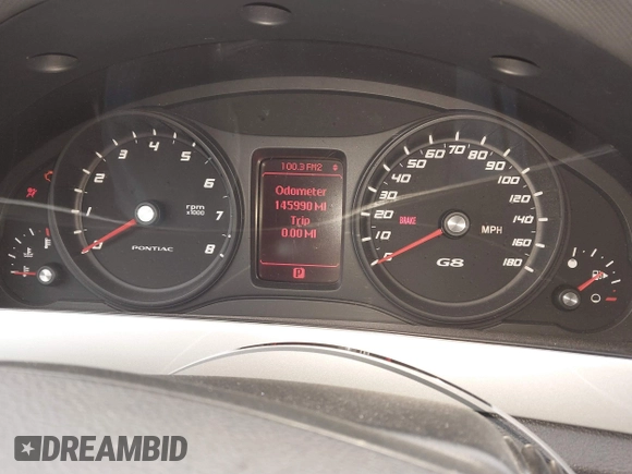 2008 Pontiac G8 z VIN 6G2ER577X8L151778, wystawiony jako IAAI lot #41084344 z przebiegiem 145 990 mil mil oraz . Historia ofert i sprzedaży dostępna na DreamBid. Obrazek 7.
