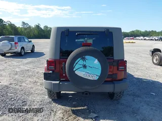 2007 Jeep Wrangler Unlimited Sahara с VIN 1J8GA59187L211825, выставлен на аукционе IAAI как лот 42313099 с пробегом 107 554 миль миль и . История ставок и продаж доступна на DreamBid. Изображение 17.